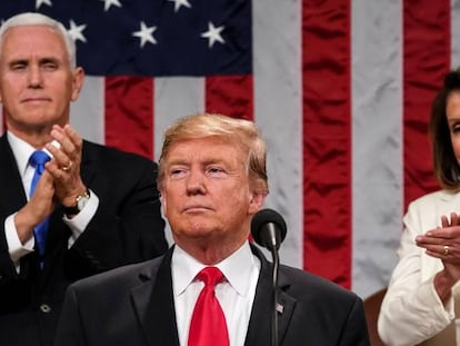 Donald Trump durante el discurso con el vicepresidente, Mike Pence, y la  Speaker del Congreso, la demócrata Nancy Pelosi