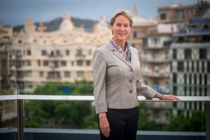 La científica Frances Arnold, retratada antes de la entrevista, en Barcelona.