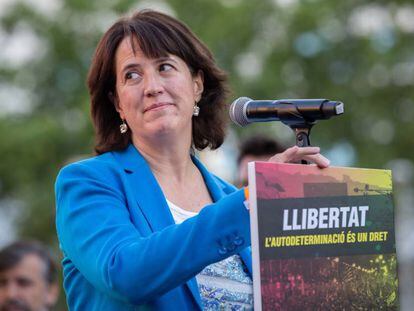 La presidenta de la ANC, Elisenda Paluzie, el pasado 12 de junio en una manifestación en plaza Cataluña de Barcelona. En vídeo, imágenes de la web recién estrenada.