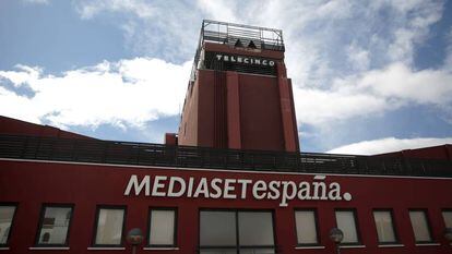 Mediaset negocia con Vivendi para sacar adelante la fusión