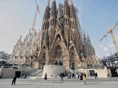La Sagrada Família la setmana abans del confinament el març del 2020.
