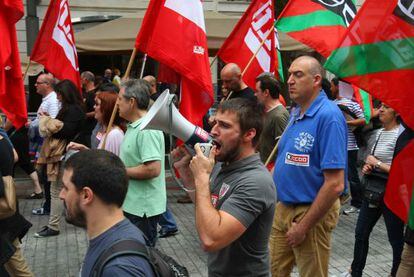 Manifestaci&oacute;n en Bilbao en defensa de la renovaci&oacute;n de los convenios.