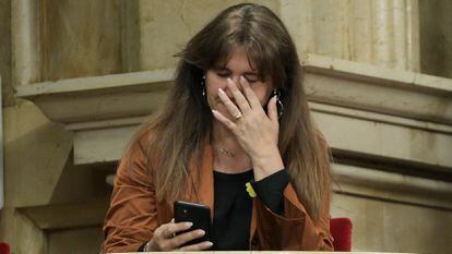 Laura Borràs, el miércoles en el Parlament - lo raro es que no haya entrado en la cárcel