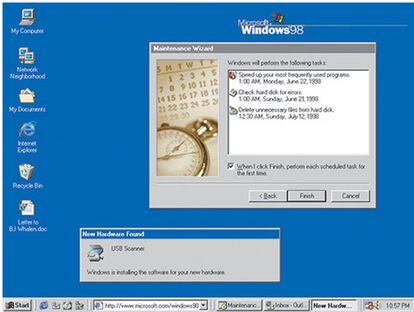 WINDOWS 98. La época de los cibercafés y los DVD. Presentada el 25 de junio de 1998, llega en pleno 'boom' de los cibercafés. Microsoft lo vende con el eslogan "funciona mejor, juega mejor". Es el primer sistema operativo de Microsoft con compatibilidad con discos DVD y dispositivos USB. Otro elemento que aparece por primera vez es la barra Inicio rápido, que permite ejecutar programas sin tener que buscarlos en el menú Inicio ni en el escritorio. Con Windows 98 acaba el reinado de MS-DOS: es la última versión basada en el primitivo sistema operativo. Al poco, Windows lanzaría Windows ME, el último sistema operativo lanzado en la serie de Windows 9x. Resultó un fracaso por sus errores y poca facilidad de uso.