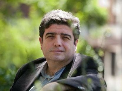 El periodista i col·laborador d'EL PAÍS Francesc Viadel, guanyador del Joan Corominas d'investigació.