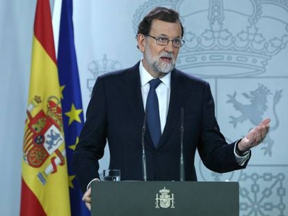 Mariano Rajoy durante una rueda de prensa en respuesta al presidente de la Generalitat.