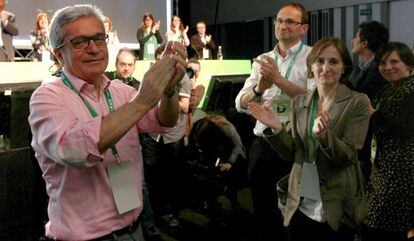 Joan Saura, Joan Herrera y Dolors Camats, en la asamblea de ayer de Iniciativa.