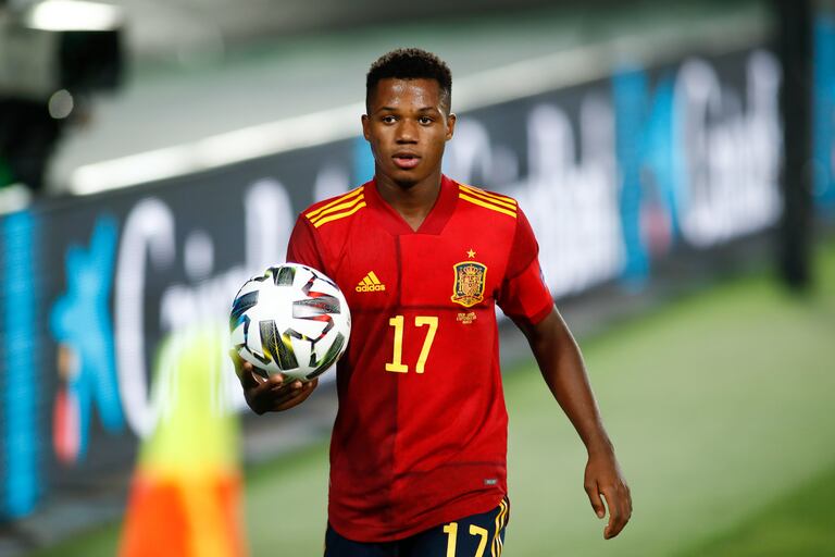 Ansu Fati, durante el partido entre España y Ucrania en Valdebebas.