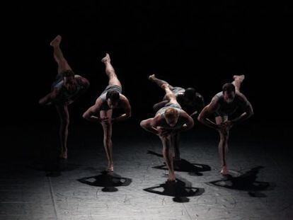 Un momento de la coreografía 'Rust', de Nacho Duato, representada por Martha Graham Dance Company.