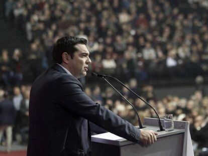 El l&iacute;der de Syriza, Alexis Tsipras, en un mitin en Atenas