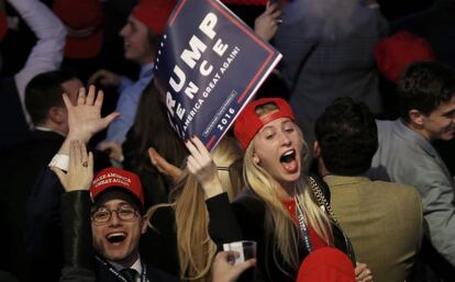 Seguidors de Trump celebren l'avantatge.