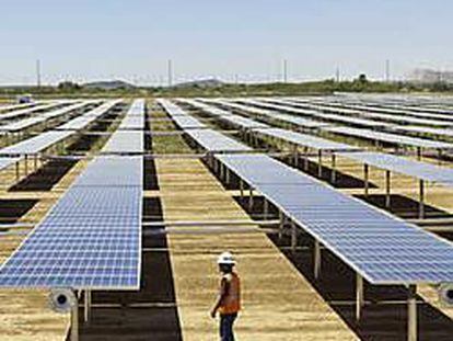 Iberdrola entra en el negocio de la fotovoltaica con plantas en EE UU