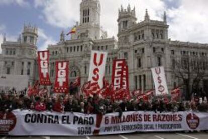 Cabecera de la manifestaci&oacute;n de la cumbre social celebrada en marzo de 2013.