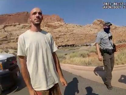 Brian Laundrie, en una captura del vídeo grabado el 12 de agosto por un policía de Moah (Utah) que intervino en una pelea de la pareja.