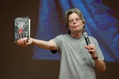 Stephen King, durante la presentación en Hamburgo de una de sus obras, en 2013.