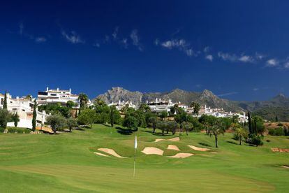 Urbanización Monte Paraíso Country Club, situada en Marbella. Los precios oscilan entre los 700.000 y los 2,2 millones de euros