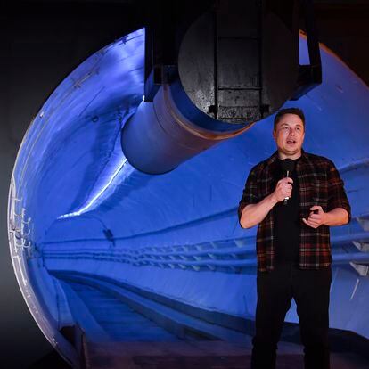 Elon Musk durante la presentación de The Boring Company del túnel Hawthorne, al sur de Los Ángeles, en 2018.