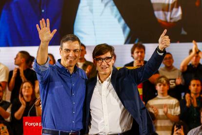 Sánchez se vuelca en la campaña catalana con un alegato contra los “poderosos” y por la “política limpia” 