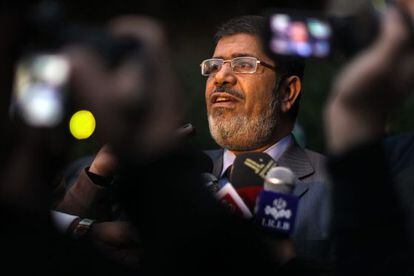 Mohamed Morsi hace campa&ntilde;a en Giza.