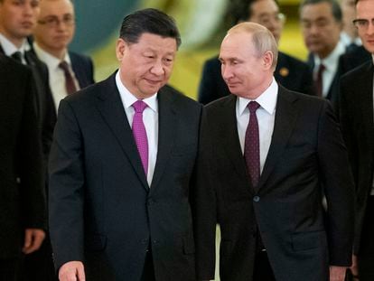 El presidente chino, Xi Jinping, y el ruso, Vladímir Putin, el 5 de junio de 2019 en Moscú.