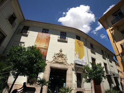 El Palau de Cerver&oacute;, que fou al seu de l&#039;Institut d&#039;Estudis Valencians i on s&#039;exhibeix la mostra.
