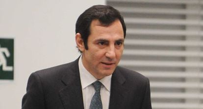 Ángel Donesteve, jurant el seu càrrec el gener del 2013.