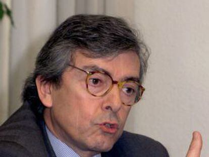 El abogado y exdiputado del PP Jorge Tr&iacute;as Saigner en 2001.