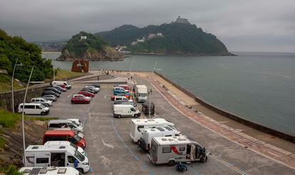 Alojamiento con ruedas y vistas al mar San Sebasti n expulsa las