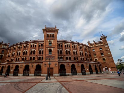 Explanada de la plaza de toros de Las Ventas, en Madrid.