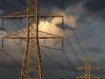 Moody's cree que la nueva fiscalidad afectará al rating de las eléctricas