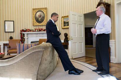 John Brennan, con Obama en el Despacho Oval, el mes pasado.