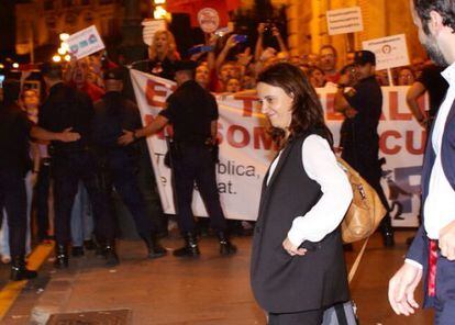Rosa Vidal, a la salida del juicio del TSj de Valencia. 