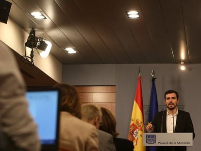 Garzón rechaza el “teatro de supuesto pacto de Estado” ante los secesionistas