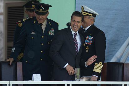 El expresidente mexicano, Enrique Peña Nieto, durante una entrega de condecoraciones militares, en Ciudad de México, en 2018.