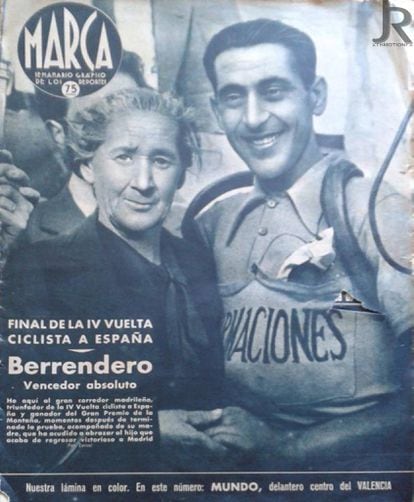 The front page of Marca newspaper announces the victory of Julián Berrendero in the Vuelta a España in 1942. / FACEBOOK.