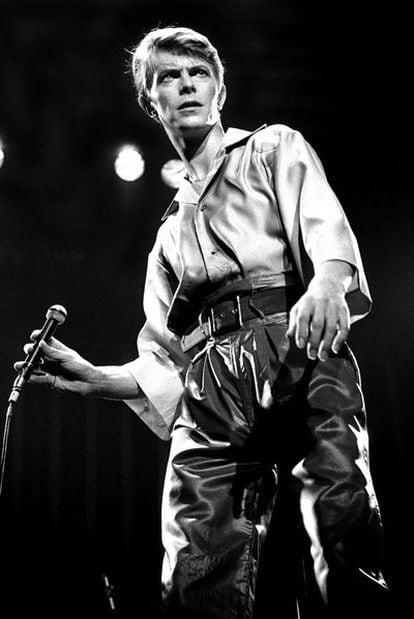 David Bowie, durante una actuación en Newcastle City Hall en 1978.