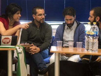 La secretaria general de Podemos en Andaluc&iacute;a Teresa Rodr&iacute;guez, durante la primera reuni&oacute;n del Consejo Ciudadano Andaluz del partido en Puente Genil (C&oacute;rdoba). 