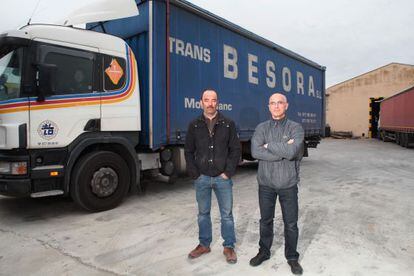 Xavier (izda) y Jordi Besora, dueños de Transportes Besora.