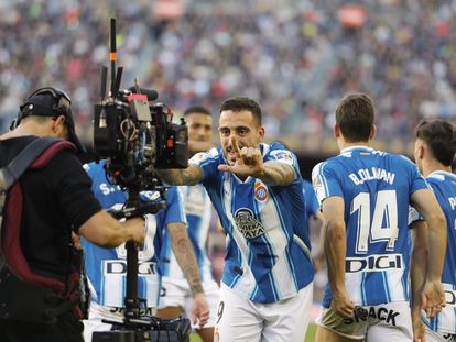 Joselu celebra el empate del Espanyol ante el Barcelona.