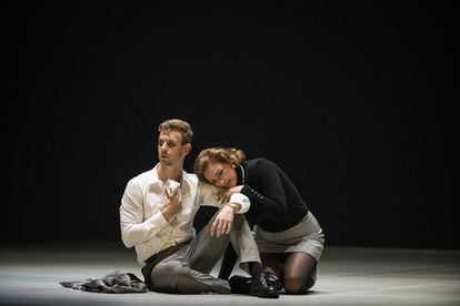 Edward Nelson (Orfeo) y Sylvia Schwartz (Euridice), en un momento de la ópera.