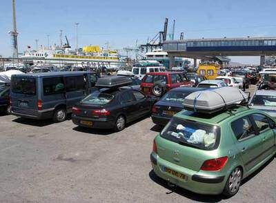 Imagen, ayer, de la zona de embarque del puerto de Algeciras.