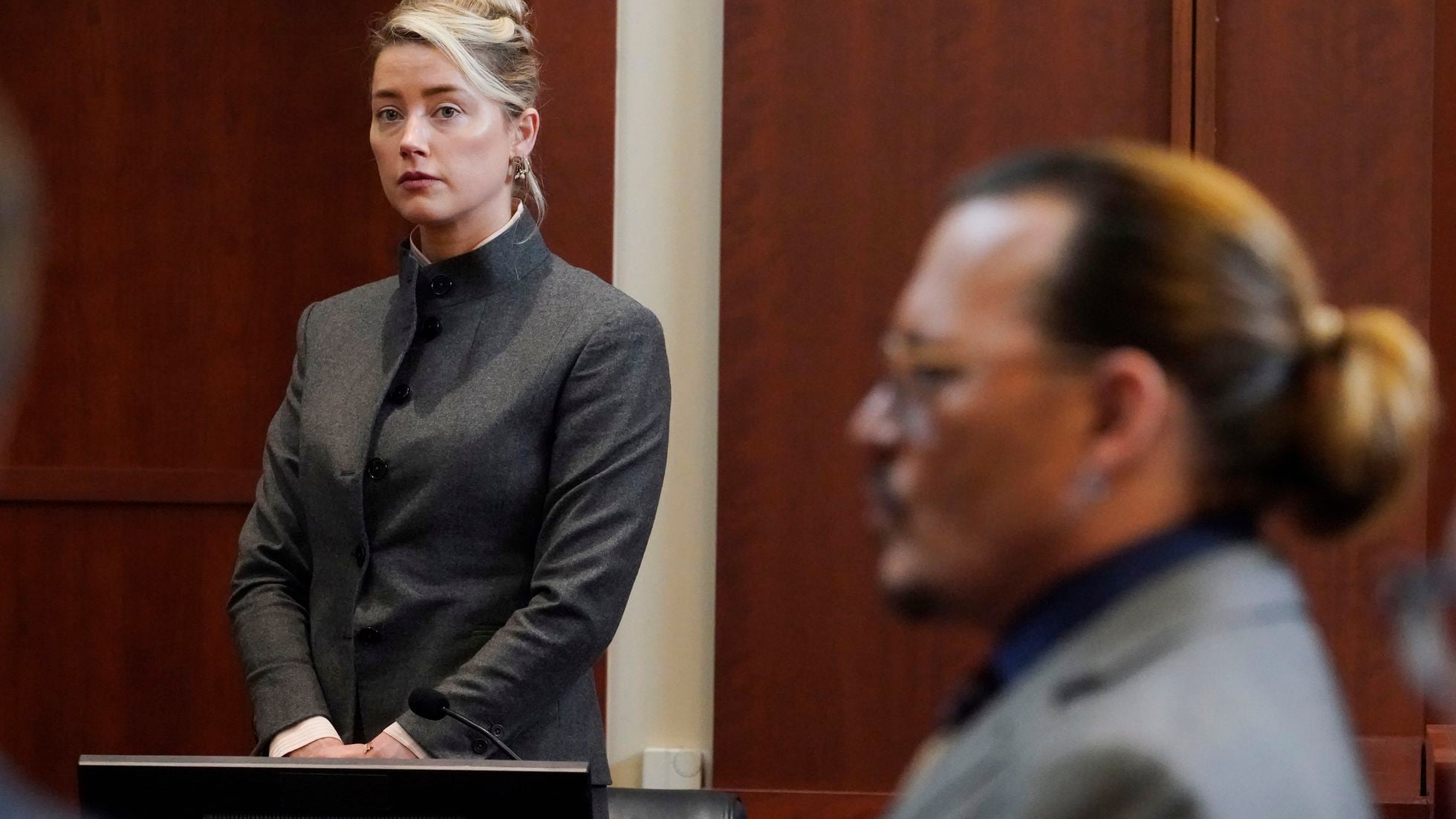 Juicio contra Johnny Depp: una jueza rechaza la petición de Amber Heard de  anular el veredicto | Sociedad | EL PAÍS