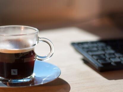La cafetera Nespresso Vertuo Next te ofrece una gran experiencia en una deliciosa taza de café