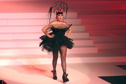 Rossy de Palma en el ultimo desfile de Jean Paul Gaultier.