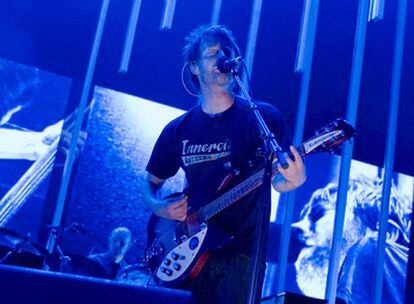 El cantante de Radiohead, Tom Yorke, durante una actuación en París el año pasado