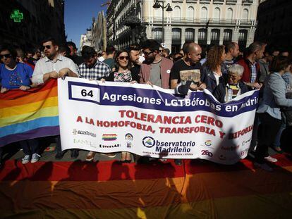 Concentración contra los ataques homófobos en la Puerta del Sol el pasado abril.