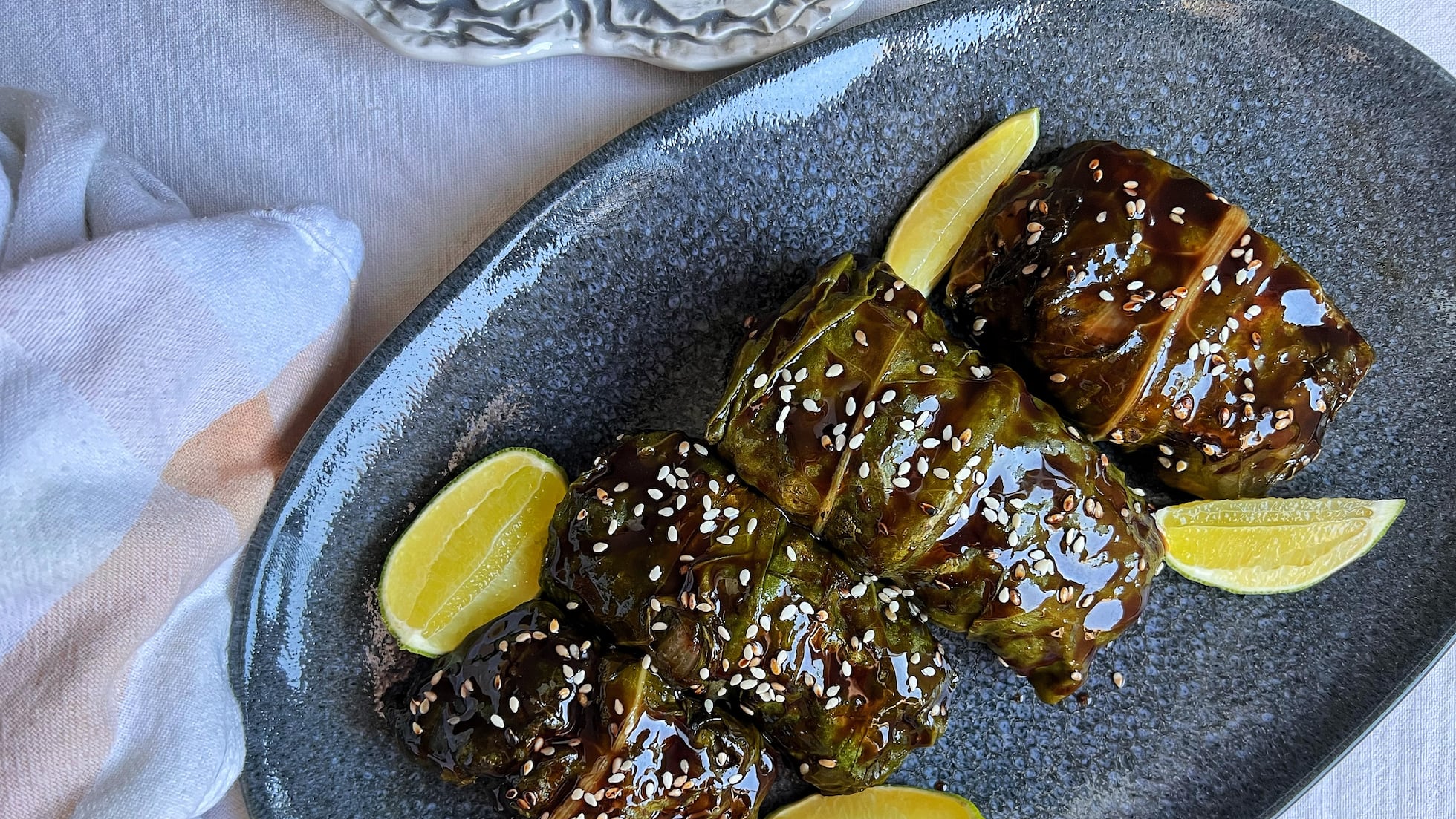 Dolma, los rollitos turcos de arroz y carne-image