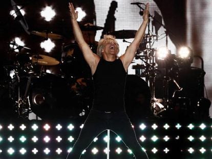 En vídeo, el cantante Jon Bon Jovi durante el concierto en el Wanda Metropolitano, en Madrid.