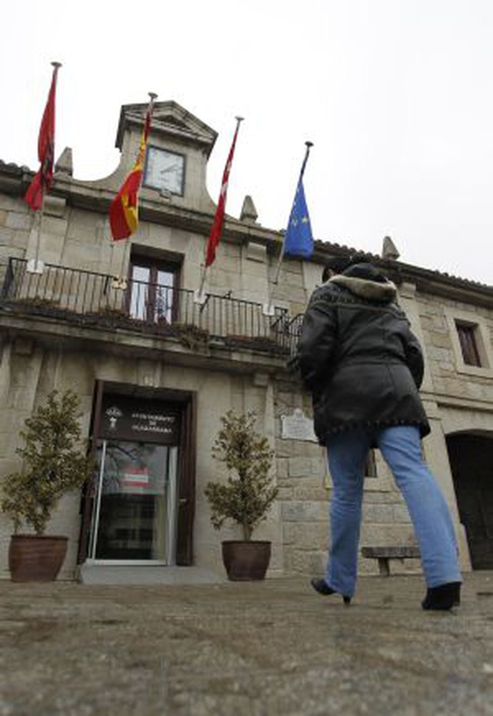 Moraleja de Enmedio, donde cada habitante debe 4.151 euros Noticias de Madrid EL PAÍS Moraleja de Enmedio, donde cada habitante debe 4.151 euros Noticias de Madrid EL PAÍS