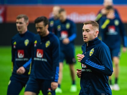 Dejan Kulusevski, durante un entrenamiento de Suecia. / (AFP)